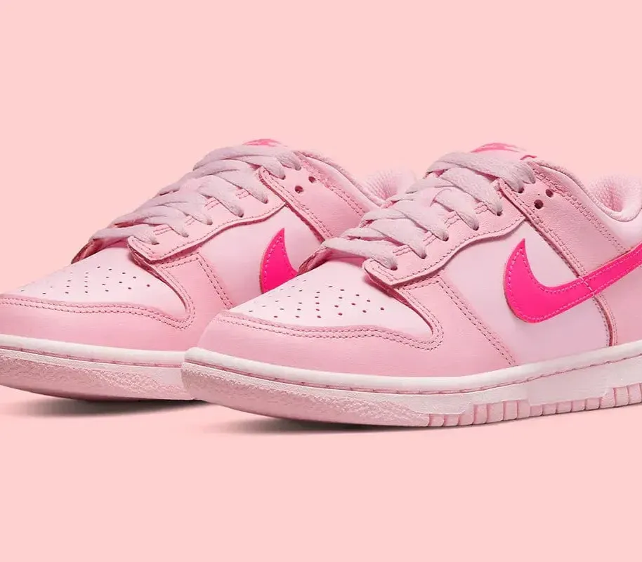 Nike Triple Pink Low Dunks Womens Sneakers